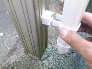 テラスの竪樋の交換-便利屋-奈良